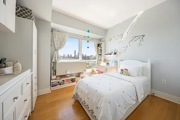 Sold by Compass | media 14