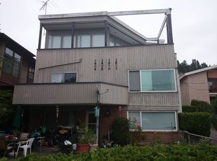 3806 Beach Dr SW, Seattle, WA 98116