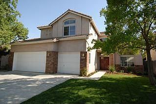 1st image of 2251 E Lester Ave