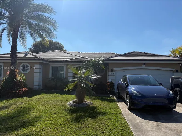 13016 SW 214th Ter, Miami, FL 33177