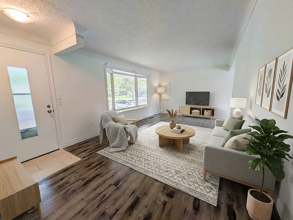 2 Oswald Ave