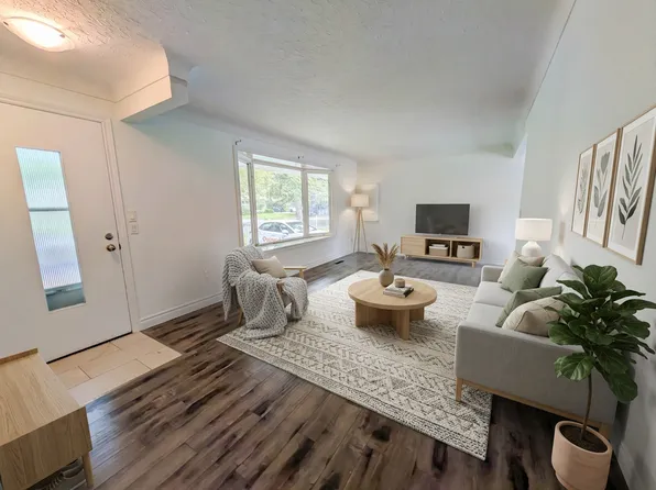 2 Oswald Ave, Saint Catharines, ON L2M 2Y8