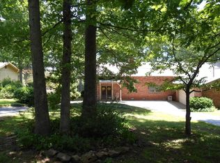 1170 S Ginger Ln, Springfield, MO 65809