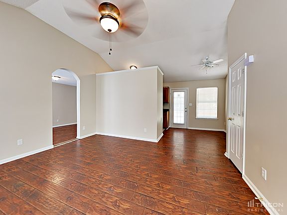 4th image of 3651 High Laurel Ln