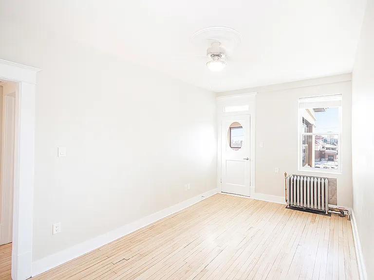 834 Grosvenor Ave #11 — Photo 21