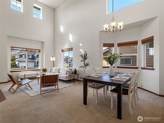 3rd image of 5713 76th Avenue NE