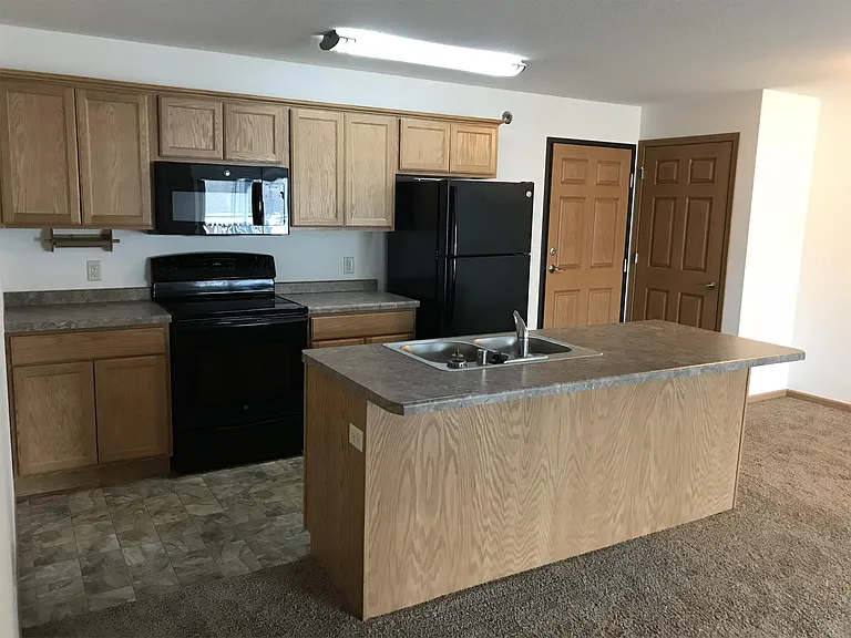 1908 Commercial St #201 — Photo 3