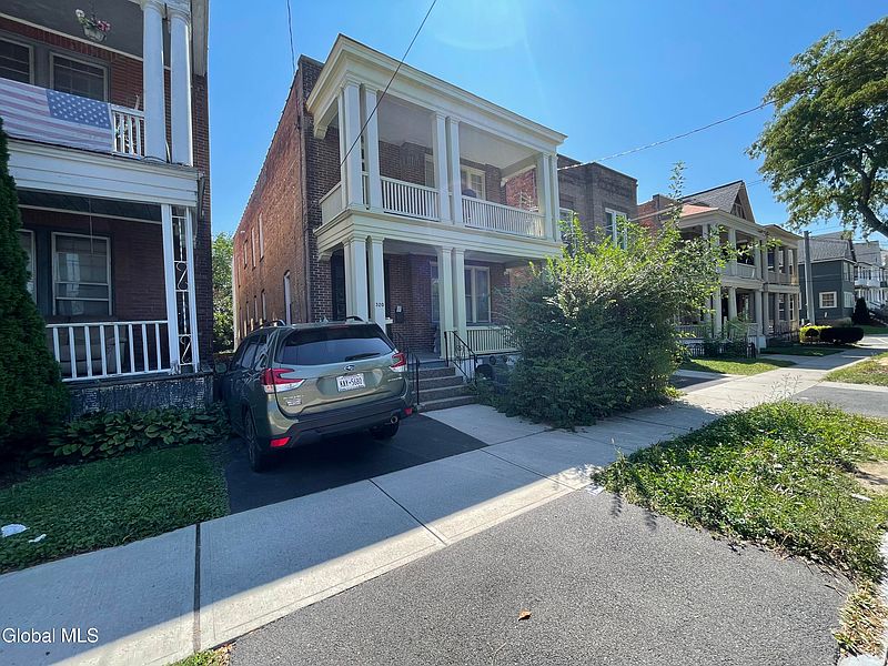 2nd image of 320 Quail Street