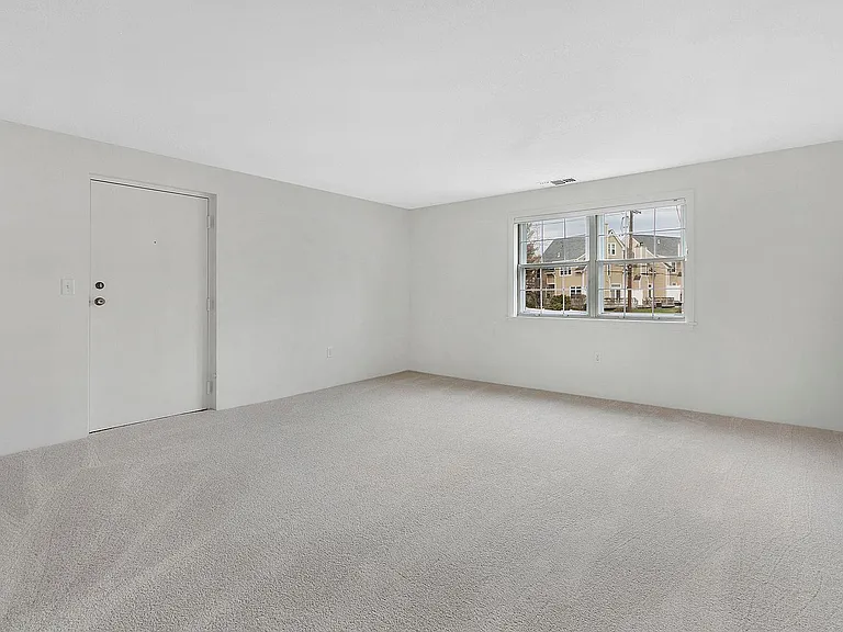 2 Bedford Rd #29 — Photo 8
