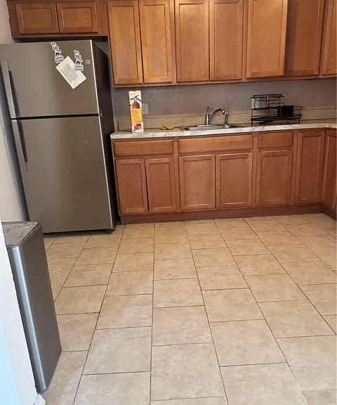 33 Hawthorne Rd — Photo 5