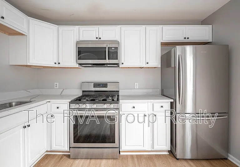 712 Hill Top Dr — Photo 14