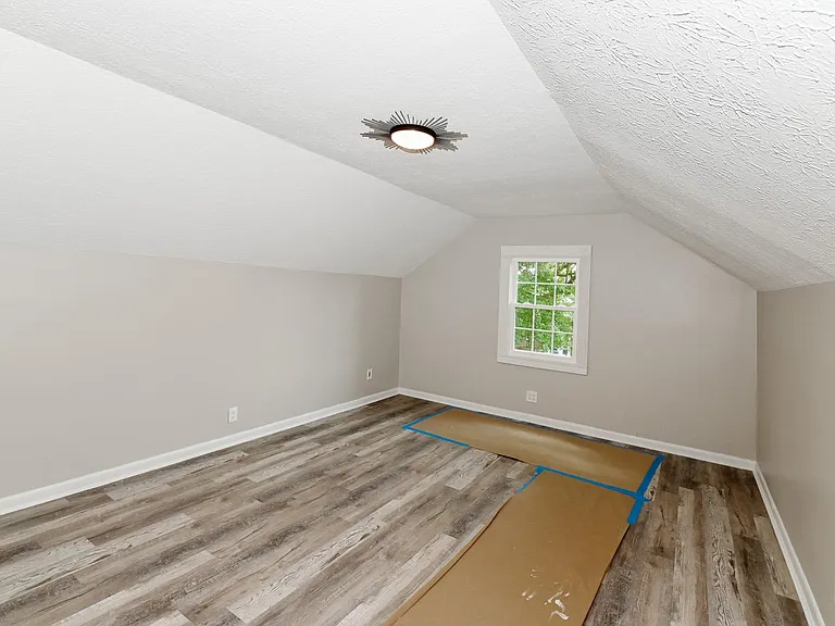 7981 State Rd — Photo 26