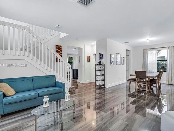 3rd image of 3506 W 106th Ter