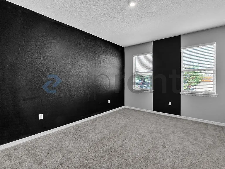 1105 Fig St — Photo 4