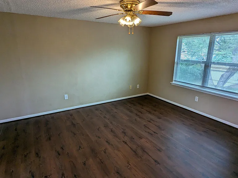 126 Caraway Dr — Photo 23