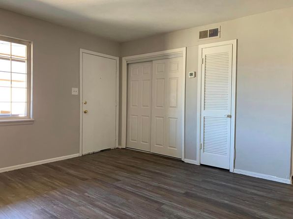 Autumn Ridge Apartments | 1713 S Memorial Dr, Tulsa, OK