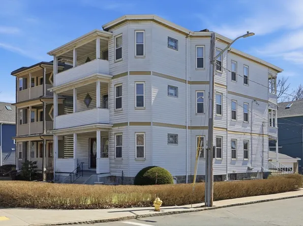 320-322 Fells Ave, Medford, MA 02155