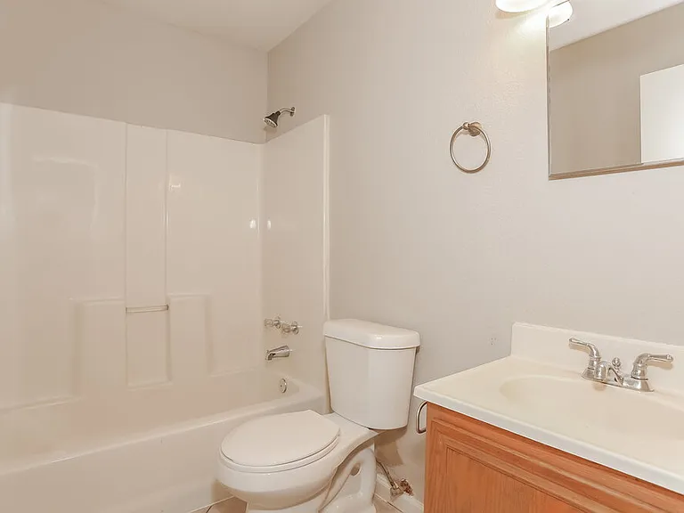9000 Christopher Cir — Photo 18