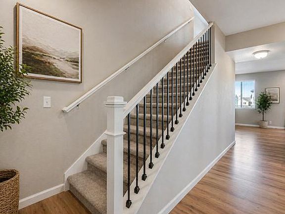 4th image of 109 Morgan Cir S
