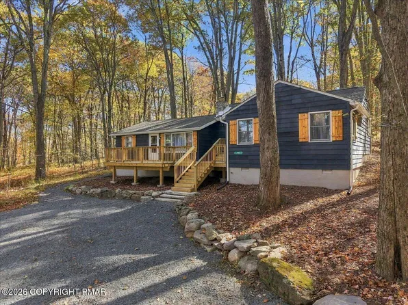 141 Ski Trl, Pocono Lake, PA 18347