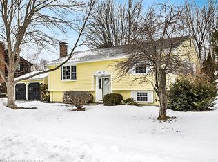 31 Longwood Dr, Portland, ME 04102