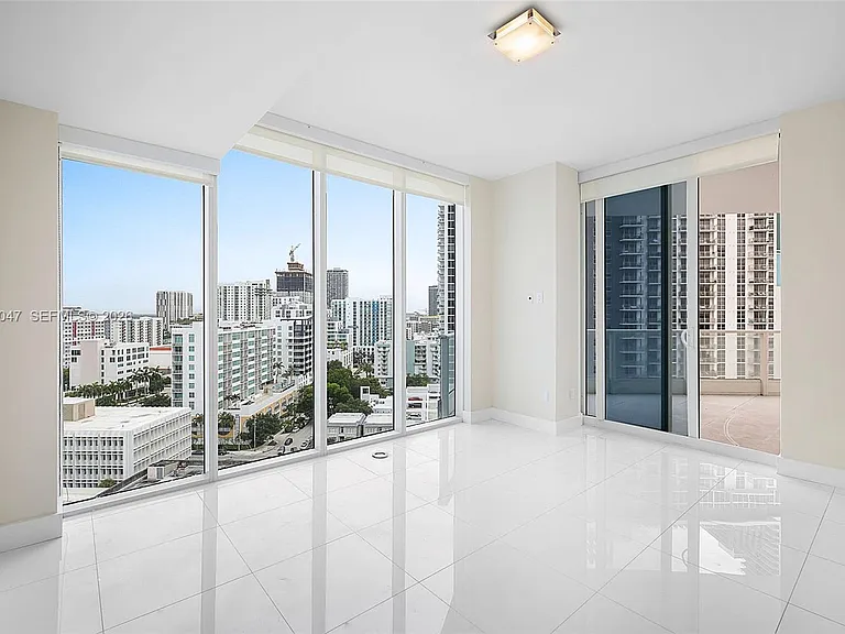 2020 N Bayshore Dr #1602 — Photo 13
