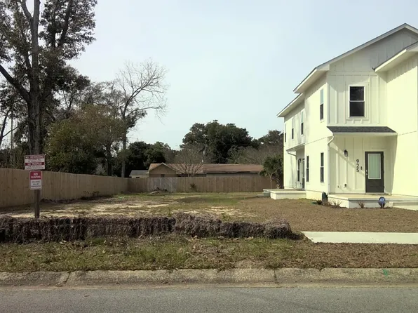 915 N B St, Pensacola, FL 32501