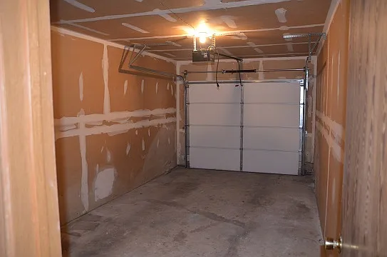 1661 Commodore Ct #3 — Photo 11