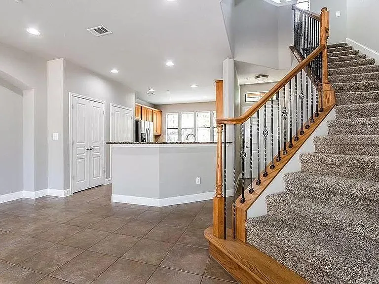 6705 Covered Bridge Dr #26 — Photo 4