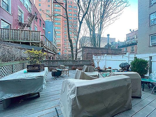 1st image of 43 Greenwich Ave APT 1