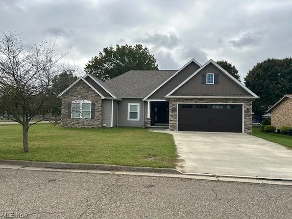 2410 N Wooster Ave, Dover, OH 44622