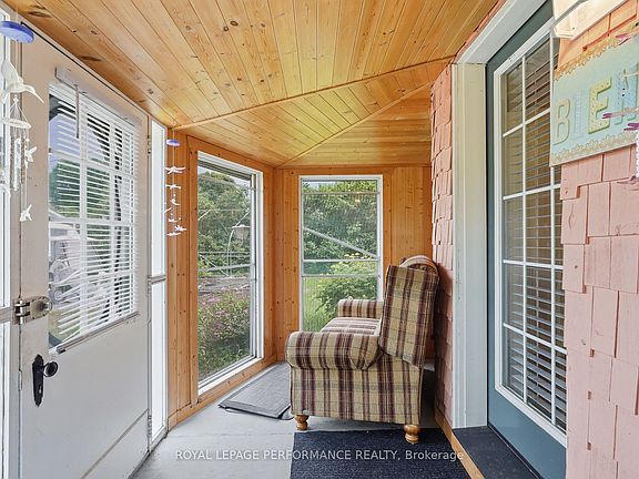 4th image of 2251 Concession St #9-30