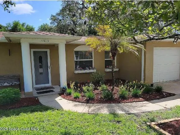1313 Greenwood St, Titusville, FL 32780