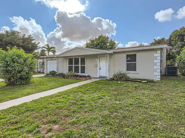 6490 SW 8th St, Pompano Beach, FL 33068