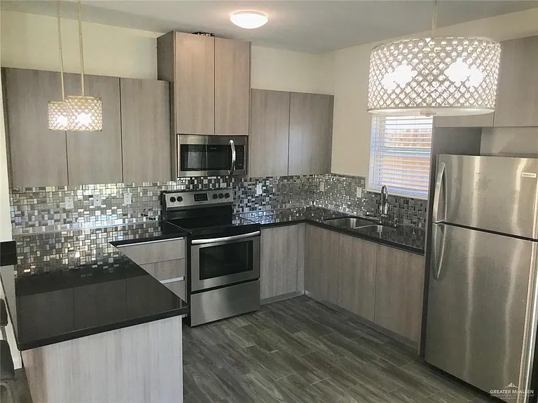 705 E Myrtle Beach Ave #3 — Photo 5