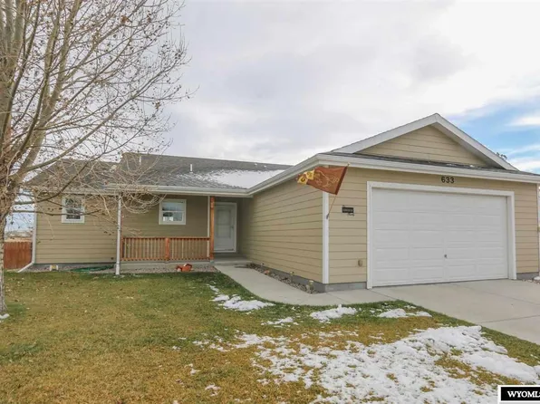 633 Eagle Cir, Evansville, WY 82636