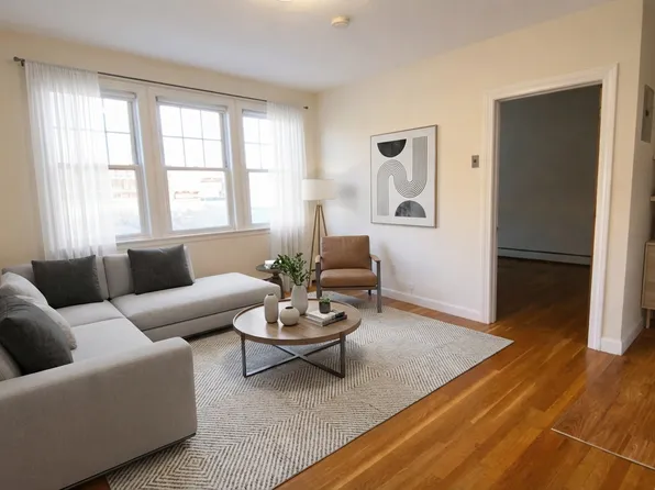 160 N Beacon St #11B, Brighton, MA 02135