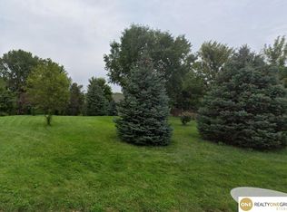 16412 Craig Ave, Bennington, NE 68007