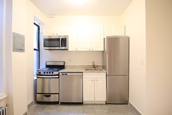 Rented by Compass | media 3