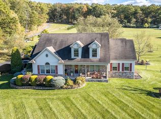 3682 Lehnenberg Rd, Riegelsville, PA 18077