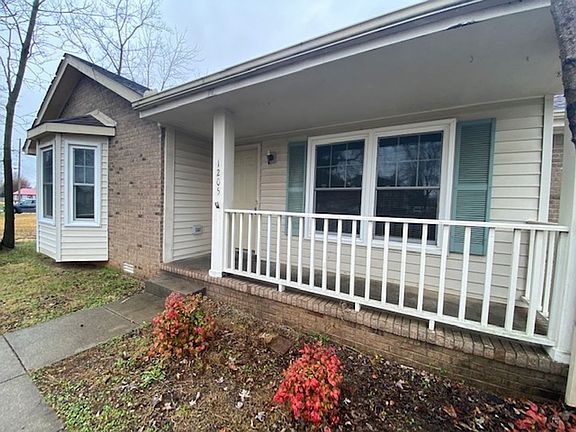 2nd image of 1205 Cobblestone Ln