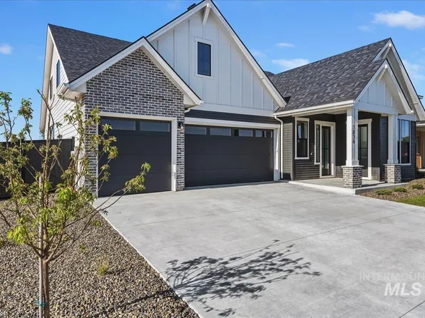 7856 W Flathead Lake St, Eagle, ID 83616