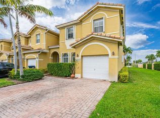 13727 SW 116th Ln, Miami, FL 33186