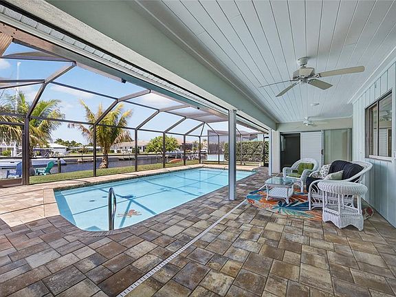 4th image of 2448 Rosa Ln