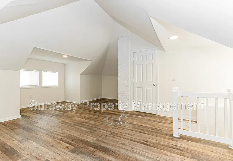 114 Walnut St — Photo 18