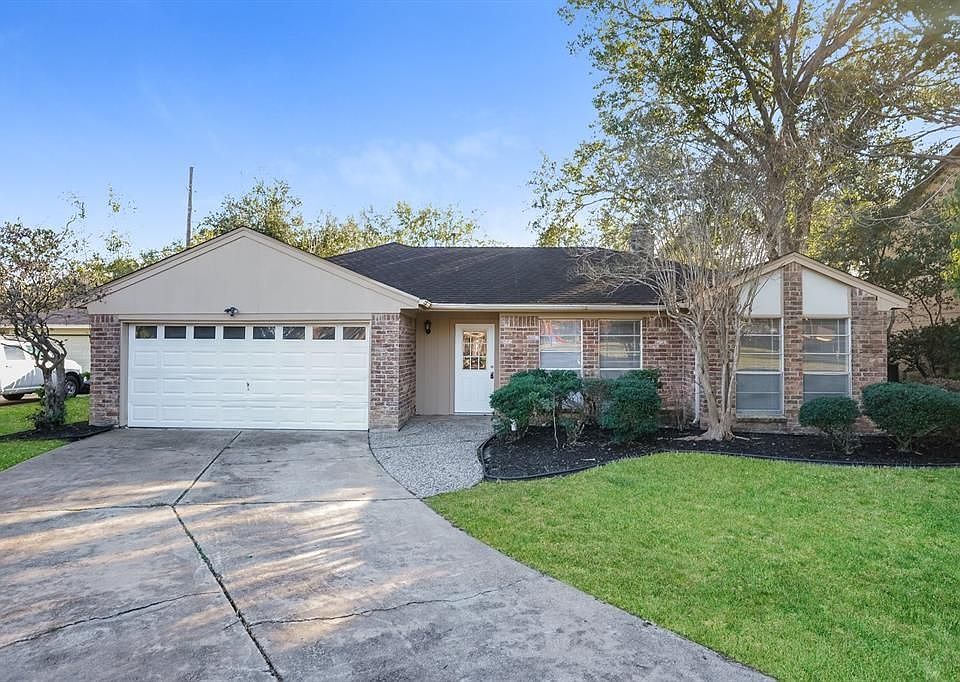 1st image of 10415 Windriver Dr
