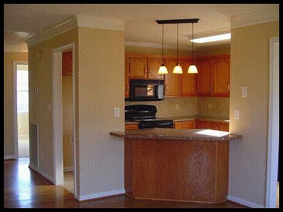 Kitchen w/ Bar