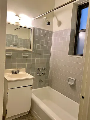 Rented by Compass | media 12