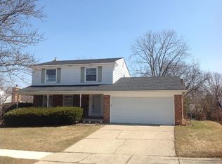 2335 Churchill Dr, Ann Arbor, MI