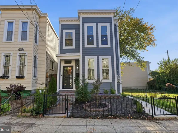 1337 W St SE, Washington, DC 20020